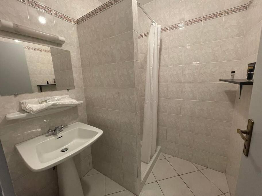 La Rescapee Du Cap'Itaine Vous Attends ! Gujan-Mestras Exterior photo